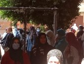 بوابات تعقيم وكواشف حرارية فى استقبال طلاب الثانوية العامة ببنى سويف.. فيديو