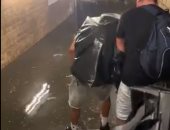 الأمطار تغرق محطات مترو نيويورك وقطارات تحول مسارها بسبب العاصفة إلسا.. فيديو