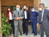 محافظ الجيزة يوجه بعدم السماح بأى إشغالات بمحيط لجان الثانوية العامة.. صور