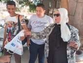 وكيل تضامن بنى سويف توزع 75 شنطة صحية على طلاب الثانوية العامة.. صور