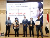 الفائز بأفضل دراسة نقدية: قدمت أطروحات جديدة وفوزى دليل على قراءة النقد