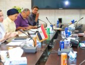 وزيرة البيئة ومحافظ الفيوم يناقشان فرص الاستثمار بإدارة المخلفات والمحميات الطبيعية