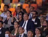 أحمد حلمى وهانى رمزى وسيد رجب يشاهدون مؤتمر حياة كريمة.. وإسعاد يونس توثق الحدث