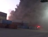 إخماد حريق مخزن بميناء غرب بورسعيد.. فيديو صور