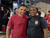 موسيمانى ينشر صورته مع أحمد فهمى بعد تتويج الأهلي بالنجمة العاشرة