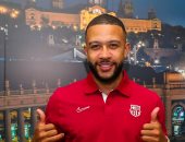 ديباي يصل برشلونة وتقديمه لوسائل الإعلام الخميس المقبل