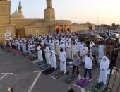 المسلمون فى الدول العربية يؤدون صلاة العيد مع الالتزام بالإجراءات