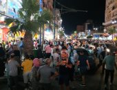 عيش أجواء وبهجة عيد الأضحى على كورنيش مطروح ليلا.. فيديو لايف