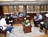 محافظ الغربية يعقد الاجتماع الأسبوعى لوحدة "حياة كريمة" لمتابعة المبادرة