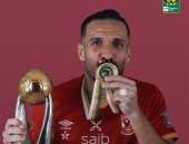 تقارير تونسية: معلول يرفض إغراءات الدحيل ويجدد للأهلى بـ 1.5 مليون دولار  