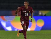 لاعب وسط فنزويلا معروض على الزمالك