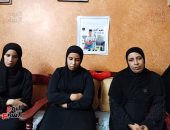 جريمة فى بهتيم..  كباكا قتل محمود بسبب 200 جنيه.. الجانى تربص بالقتيل بعد 4 سنوات وأزهق روحه أمام المارة.. والدة الضحية: "ابنى اتاخد غدر وسندنا فى الدنيا راح".. وأصدقاؤه: نطالب بحقه ممن غدروا به.. فيديو 