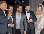 تامر حسنى مع محمد نور وسامو زين فى فرح هاجر أحمد: الحبايب كلهم.. صور