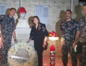 إلهام شاهين تزور النصب التذكاري لشهداء مرفأ بيروت في الذكرى الأولى للانفجار 