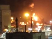 تفاصيل حريق بميناء الأسكندرية.. اشتعال النيران فى سفينة أثناء تفريغ شحنة أسفلت.. انفجار كبير وتصاعد ألسنة اللهب فى حوض البترول بجانب السفينة والحماية المدنية تسيطر عليه.. وندب الأدلة الجنائية للمعاينة