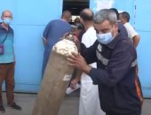 بعد ارتفاع إصابات كورونا.. الجزائريون يلجأون للشركات الخاصة للحصول على اسطوانات الأكسجين
