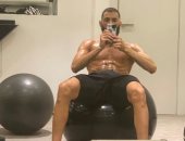 تقارير: بنزيما ينضم إلى تدريبات ريال مدريد غدا بعد تعافيه من كورونا