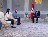 رئيس تونس يفتح النار على الإخوان.. قيس سعيد لـ"نيويورك تايمز": أرادوا تحويل البلاد لمقاطعات للسيطرة عليها..قراراتى للحفاظ على الدولة وضرورية بعد نهب أموال الشعب.. ويؤكد: لم يعتقل أى شخص ولن تكون هناك ديكتاتورية