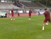 ليفربول يعتمد على تدريبات المراوغة قبل انطلاق الموسم الجديد.. فيديو وصور