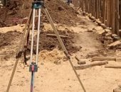 مد شبكات مياه شرب داخل عزبتين فى بنى سويف ضمن مبادرة حياة كريمة 