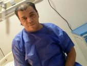 عصام شعبان عبد الرحيم يغادر المستشفى بعد عملية تركيب دعامة فى القلب