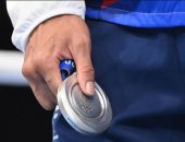 طرائف طوكيو 2020.. ملاكم يرفض ارتداء ميداليته الفضية ويضعها فى جيبه "صور وفيديو"