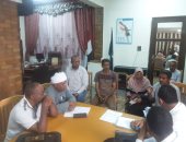 مجلس مدينة إدفو بأسوان يجتمع لتسليم 34 قطعة أرض ضمن المبادرة الرئاسية