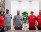 حسام حسن وجهازه يوقعون عقود تجديد قيادة الاتحاد السكندرى.. صور