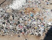 شكوى من تراكم القمامة بشارع ترعة الاشارة فى بنها.. ومحافظ القليوبية يستجيب