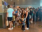مطار الغردقة يستقبل 85 رحلة طيران دولية تقل قرابة 13 ألف سائح لعدة جنسيات