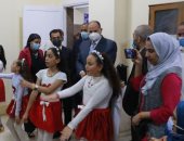 وزيرة الثقافة تتابع فعاليات مبادرة "حياة كريمة" لـ قصور الثقافة بقرى أسيوط
