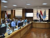 رئيس جامعة كفر الشيخ يتابع تنفيذ خطط الكليات للمساهمة فى "حياة كريمة"