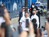  ميسي يوقع عقود باريس سان جيرمان في الفندق