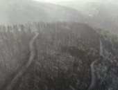 لقطات جوية ترصد حجم الدمار بجزيرة إيفيا اليونانية بعد أيام من حرائق الغابات