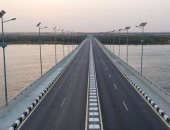 شاهد.. محور كلابشة أعلى النيل بأسوان بطول 23 كم بعد انتهاء تنفيذه 