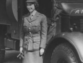 صدق أو لا تصدق.. إليزابيث قادت شاحنة خلال الحرب العالمية الثانية