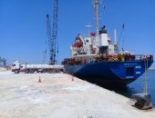 تصدير 3850 طن أسمنت أبيض إلى لبنان عبر ميناء العريش و6250 طن صودا من غرب بورسعيد 