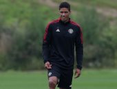 فاران يشارك فى تدريبات مانشستر يونايتد للمرة الأولى.. صور