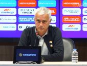 مورينيو قبل لقاء روما وطرابزون: من المؤسف خروج أحد الفريقين وعلينا التضحية