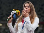 إنسانية بطلة بولندية.. باعت ميداليتها الأولمبية لإنقاذ رضيع (فيديو)