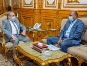 وزير الإنتاج الحربى يستقبل وفد "منظومة الصناعات الدفاعية السودانية" لتعزيز التعاون