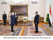 الرئيس السيسي يشهد حلف اليمين للمستشار عزت أبو زيد رئيسا لهيئة النيابة الإدارية