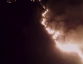 لقطات من اشتعال النيران بحديقة جوكويرى بارك بالبرازيل بعد سقوط منطاد.. فيديو