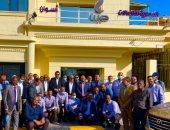 الرئيس التنفيذي للمصرية للاتصالات يلتقي العاملين بمحافظة أسوان