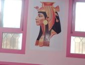 المدارس تستعد للعام الدراسى الجديد بوضع رسوم للآثار الفرعونية.. صور
