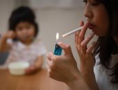 الصحة: الطفل المدخن سلبيا يستنشق 50 مادة مسرطنة