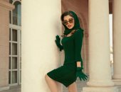 سميرة سعيد بـ"فستان أخضر" مستوحى من موضة السبعينيات فى كواليس "مون شيرى".. صور