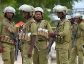فيديو.. مقتل شرطيين على يد مهاجم بمحيط السفارة الفرنسية فى تنزانيا