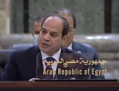 الرئيس السيسي: مصر تدعو القوى الدولية لاحترام سيادة العراق 