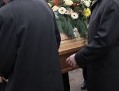 القبض على مسنة تسرق نعوش الموتى في فرنسا بحجة صداقتهم